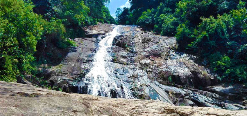 You are currently viewing Debengeni Waterfall – A Tranquil Natural Escape Near Tzaneen