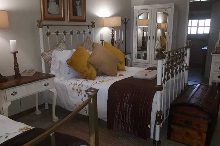 Die Stoep B & B